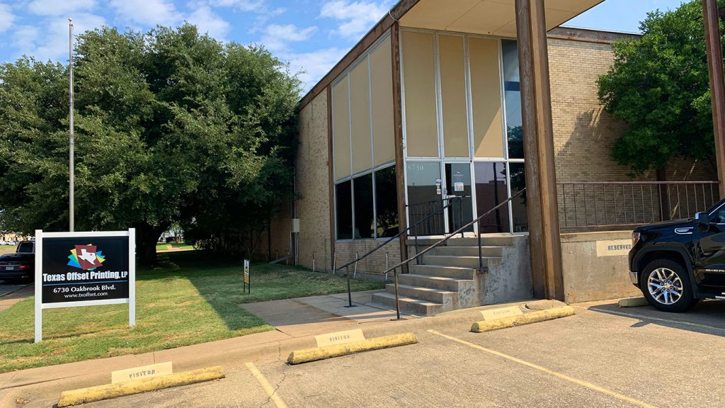 6730 Oakbrook Boulevard, Dallas, TX 75235